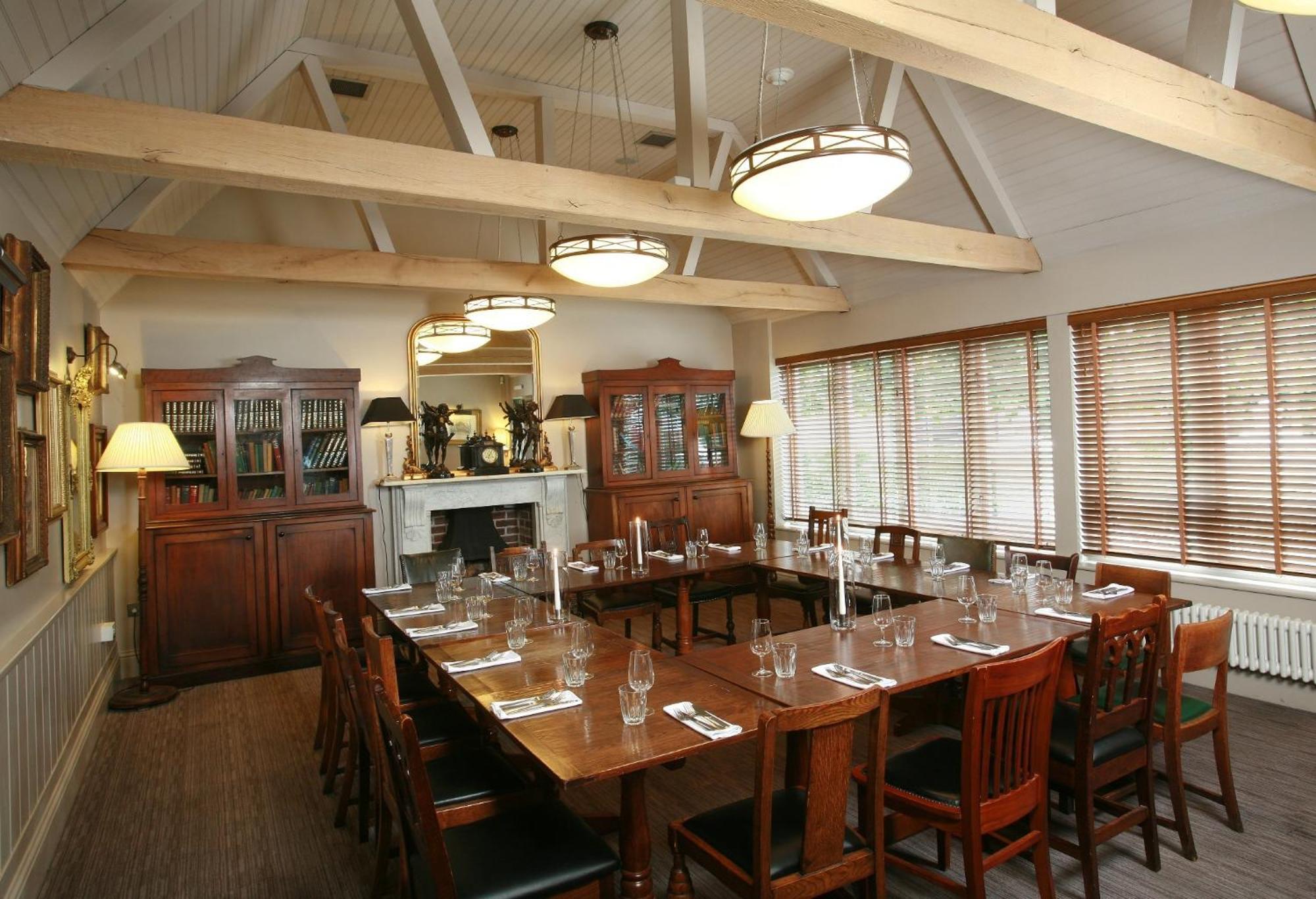 The Lion Inn Chelmsford Ngoại thất bức ảnh