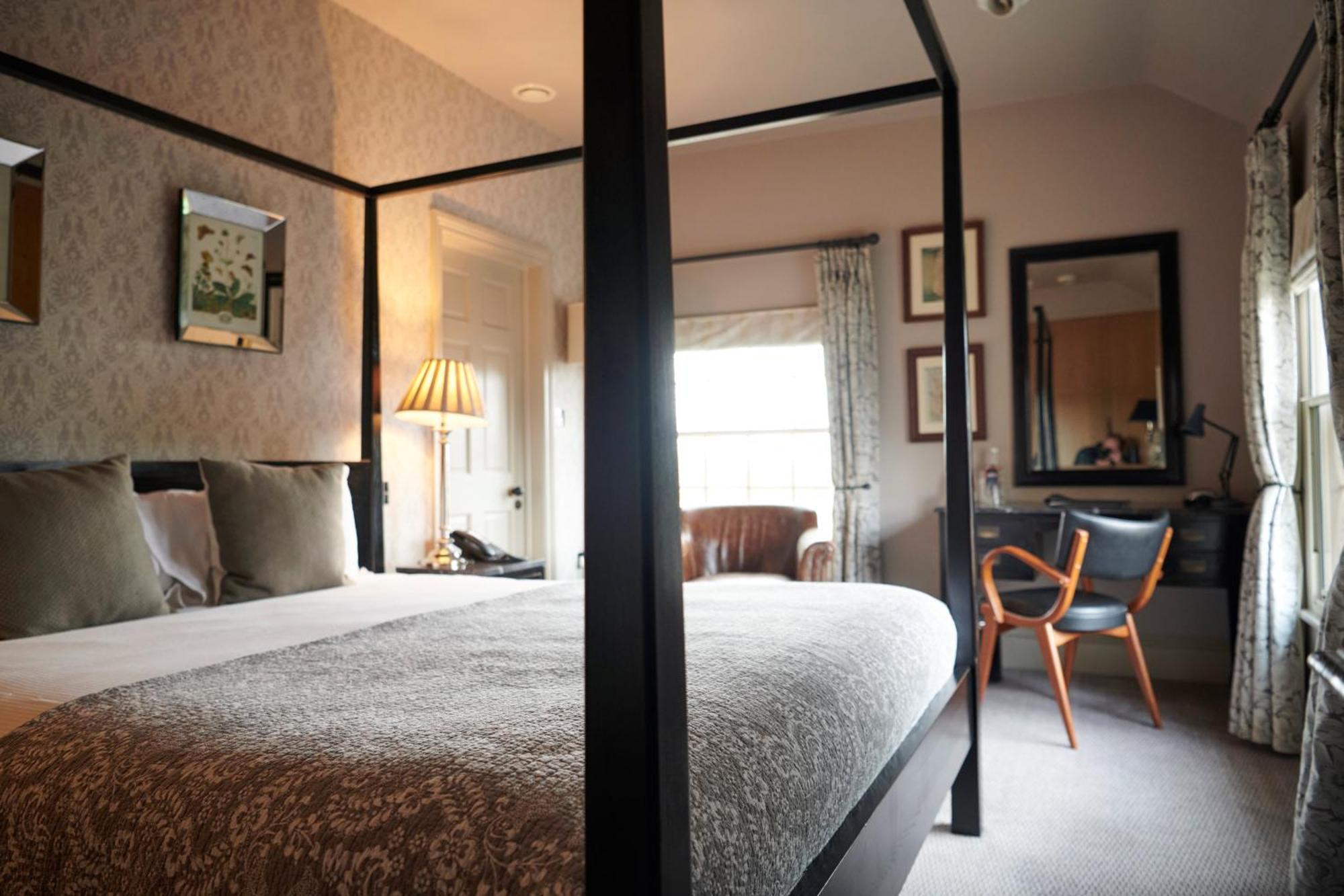 The Lion Inn Chelmsford Ngoại thất bức ảnh